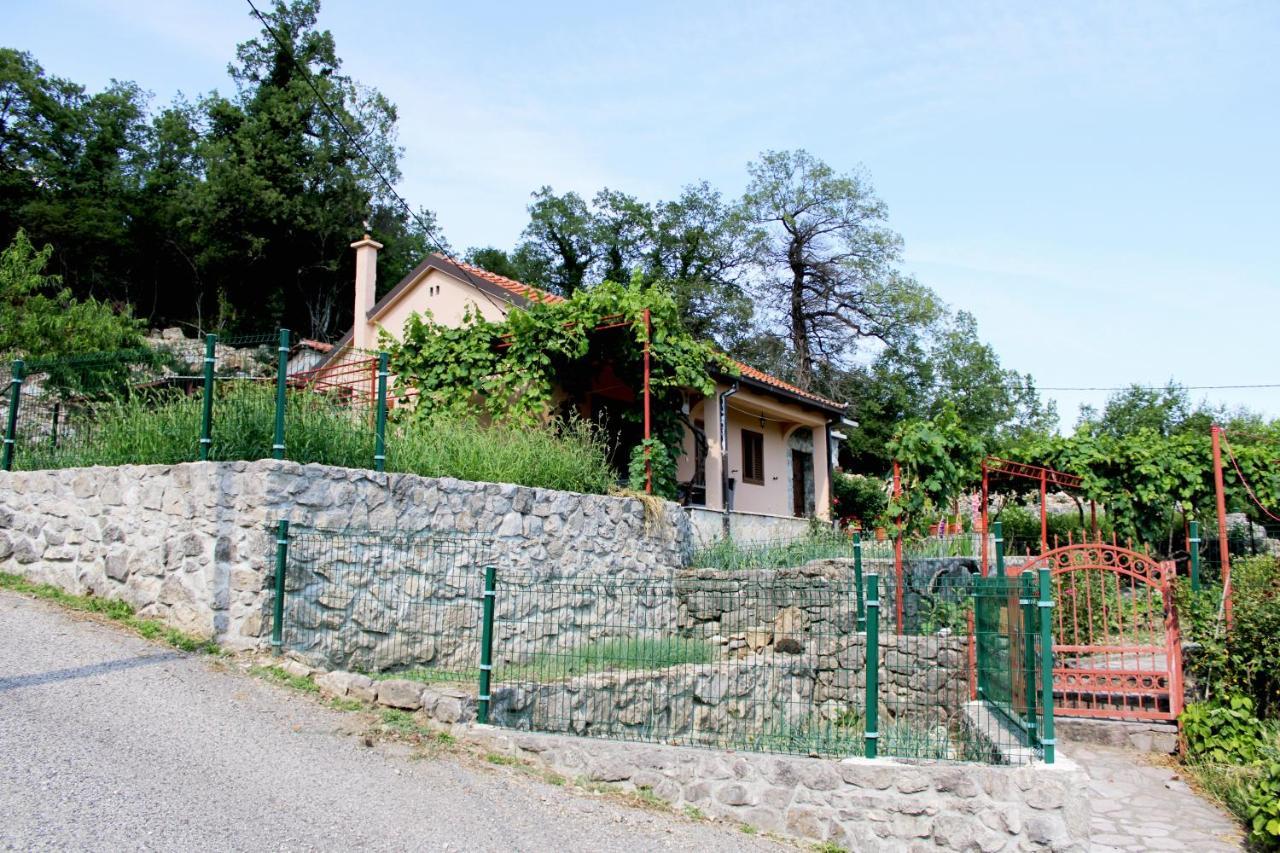 Holiday Home Gazevic Virpazar Eksteriør billede