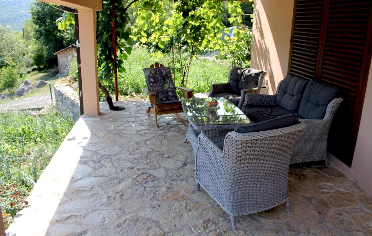 Holiday Home Gazevic Virpazar Eksteriør billede